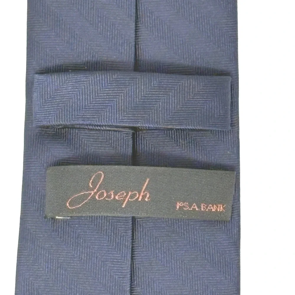 Joseph by Jos A‎ Bank Men Navy Blue Striped 100% Silk Hand Made Necktie